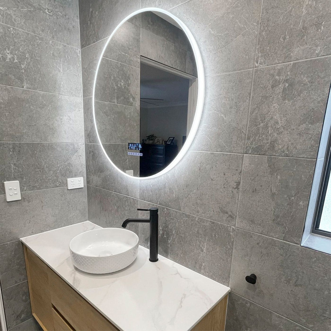 BRONTE LED MIRROR 800MM SPEAKE